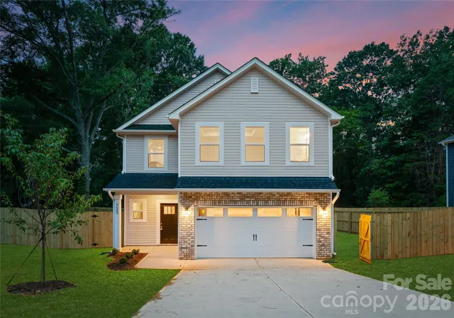 1035 Rodey Ave, Charlotte, NC 28206