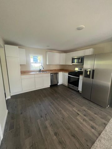 460 E  Ohio St, Circleville, OH 43113