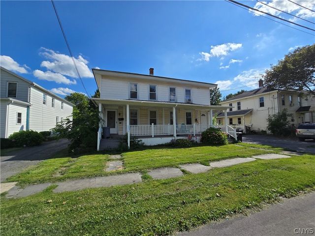 42-44 Pulaski St, Auburn, NY 13021