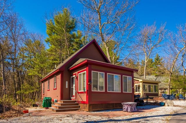 22 Whispering Pines Rd #22, Westford, MA 01886