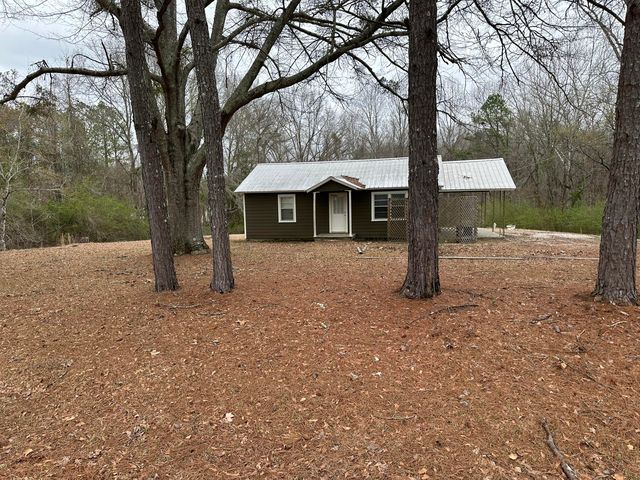 20284 Coontail Rd, Aberdeen, MS 39730