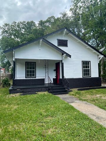 3950 Congress St, Beaumont, TX 77705