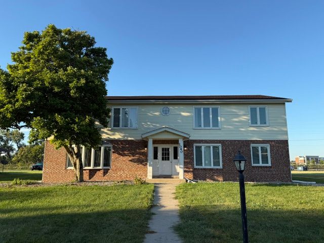 1040 Camellia Dr #4, Munster, IN 46321