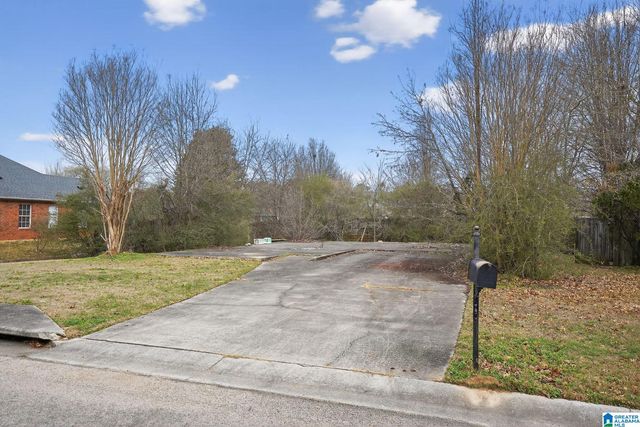122 Hickory Point Dr #0, Helena, AL 35080