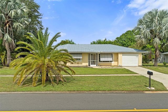 1340 Mariposa Dr NE, Palm Bay, FL 32905
