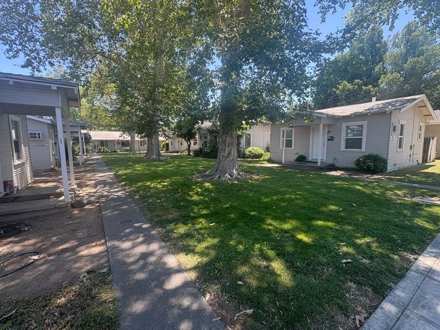 125 College St #1-7, Woodland, CA 95695