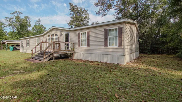 3309 Lykins Rd, Chipley, FL 32428