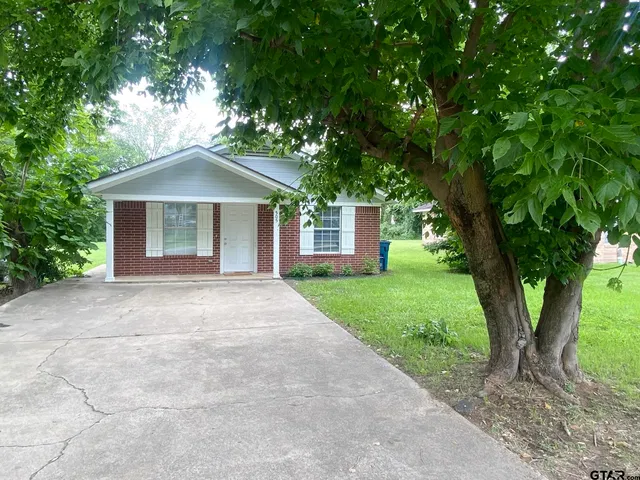 505 Red Springs Ave, Mount Pleasant, TX 75455