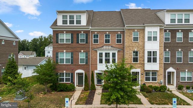 11279 Saint Luke Dr, White Plains, MD 20695
