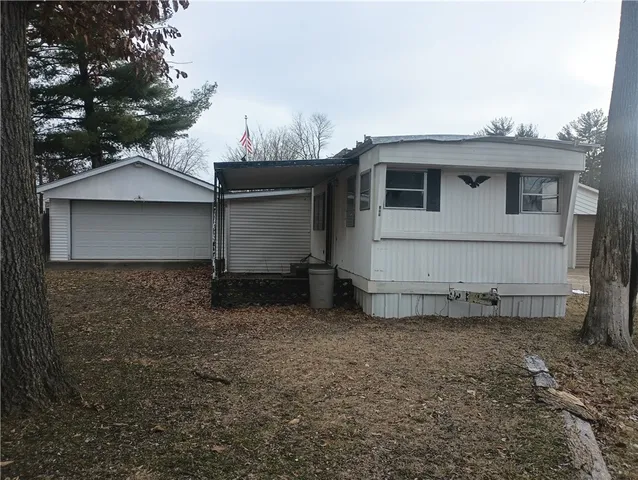 109 Emily Dr, Oakwood, IL 61858