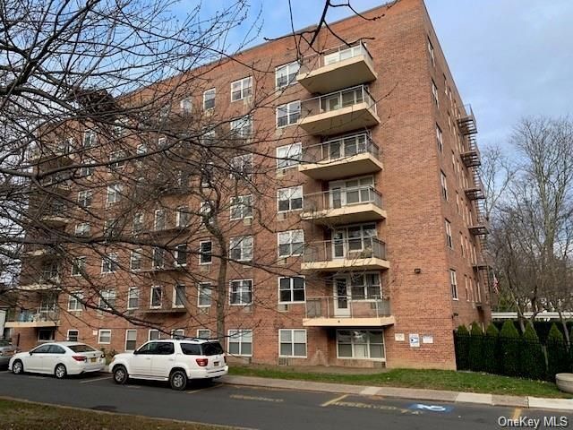 30 S Cole Avenue UNIT 5A, Spring Valley, NY 10977