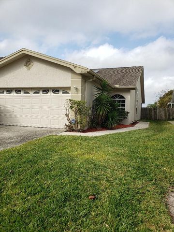 2560 Northfield Ln, Clearwater, FL 33761