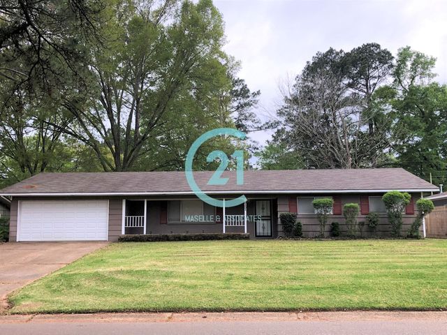 5151 Parkway Dr, Jackson, MS 39211