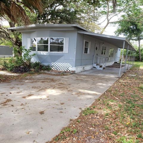 9421 Kiowa Dr, New Port Richey, FL 34654