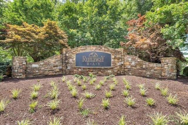 Runaway Bay Rd #76, Lynch Station, VA 24571