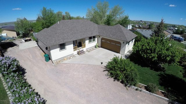 506 Sweetwater Cir, Wright, WY 82732