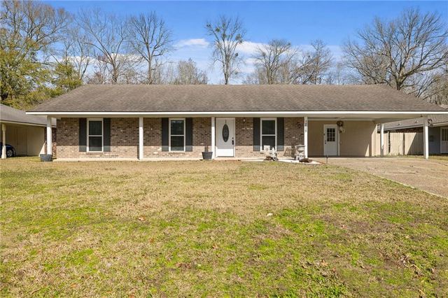 1215 Jason Dr, Denham Springs, LA 70726