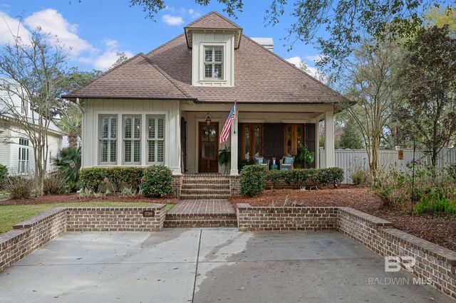 17189 Tennis Club Dr, Fairhope, AL 36532