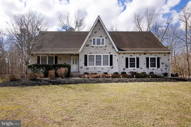 55 Taylor Ave, Milmay, NJ 08340