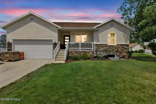 152 W  440 N, Kamas, UT 84036