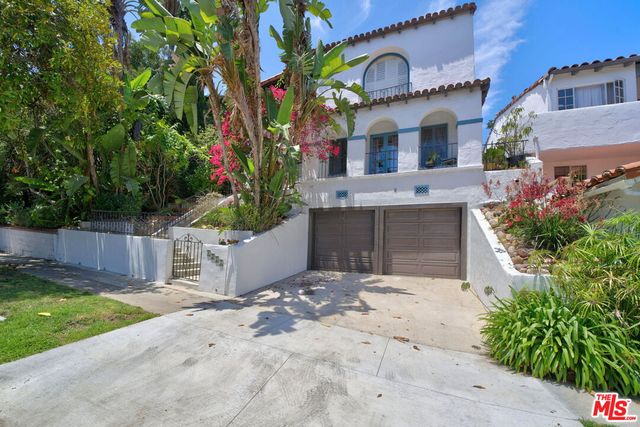 1221 Edris Dr, Los Angeles, CA 90035