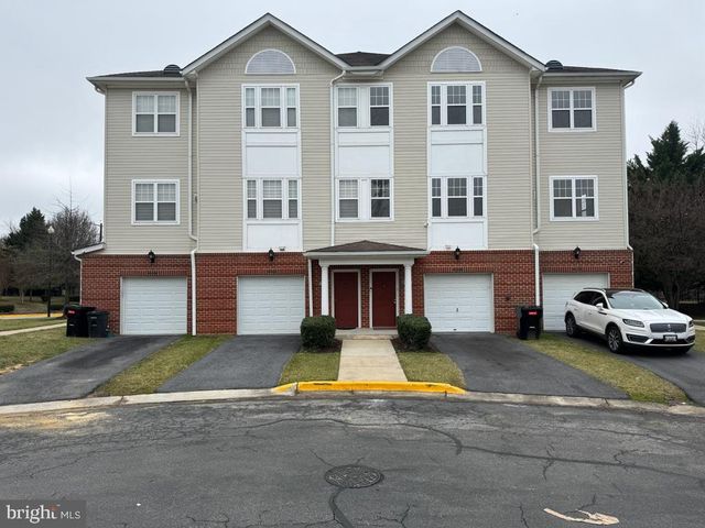 3036 Irma Ct, Suitland, MD 20746