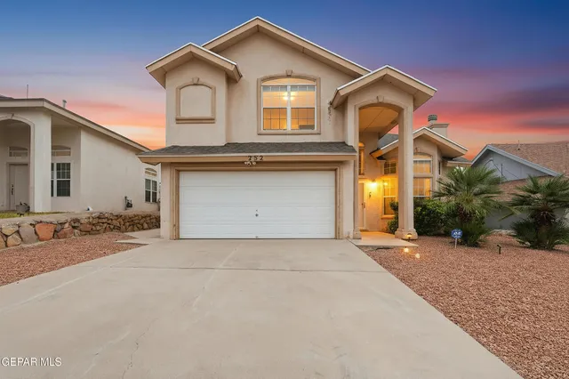 252 Barnsworth Ct, El Paso, TX 79932