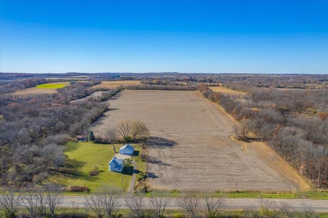 2275 County Road MM, Oregon, WI 53575