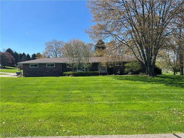 107 Sequoia Dr, Byesville, OH 43723