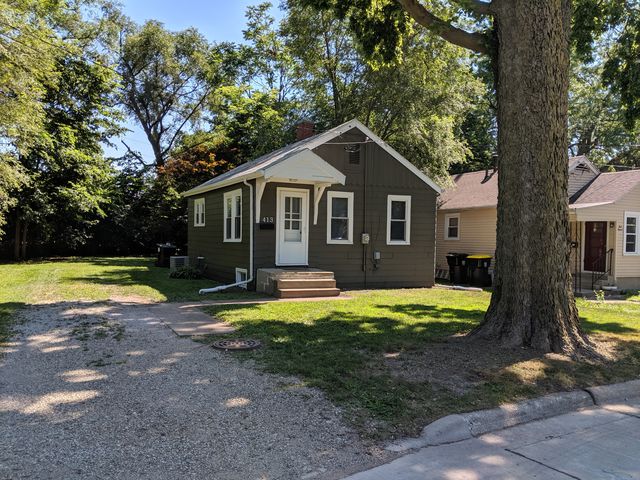 413 E  Cherry St, Normal, IL 61761