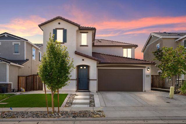 2049 Lanesborough St, Roseville, CA 95747