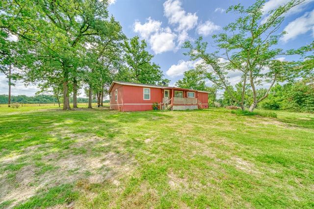 2074 County Road 477, Centerville, TX 75833