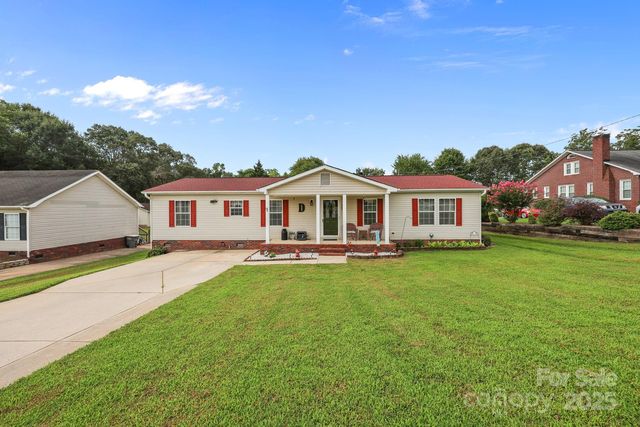 403 W  21st St, Kannapolis, NC 28081