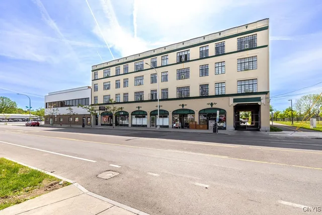 377 W  Onondaga St #301, Syracuse, NY 13202