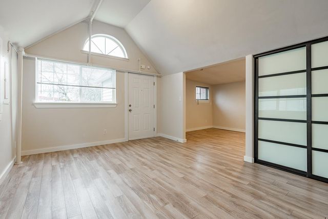 916 Martin Luther King Jr Way  S #3, Seattle, WA 98144