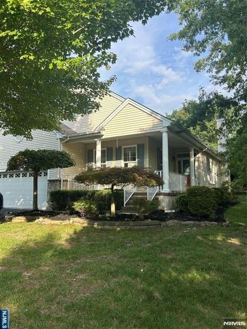 205 Rolling Meadows Blvd N, Asbury Park, NJ 07712