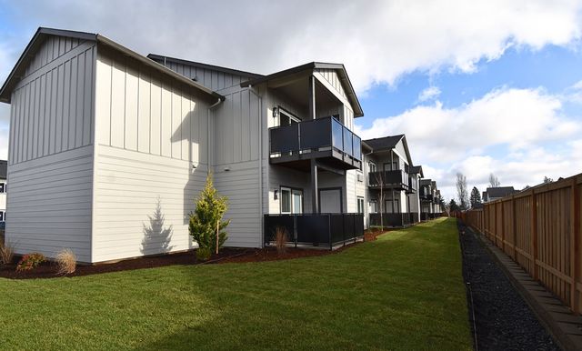 1070 Winfield St   #B-104, Gervais, OR 97026