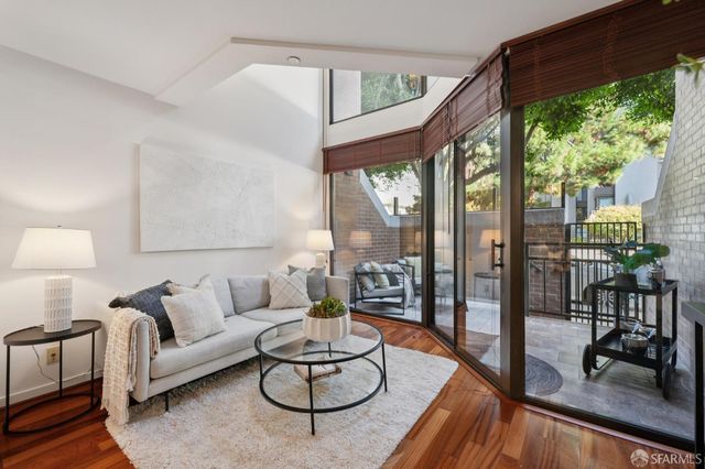 101 Lombard St #23W, San Francisco, CA 94111