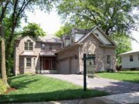 19 Westend Ave, Westmont, IL 60559