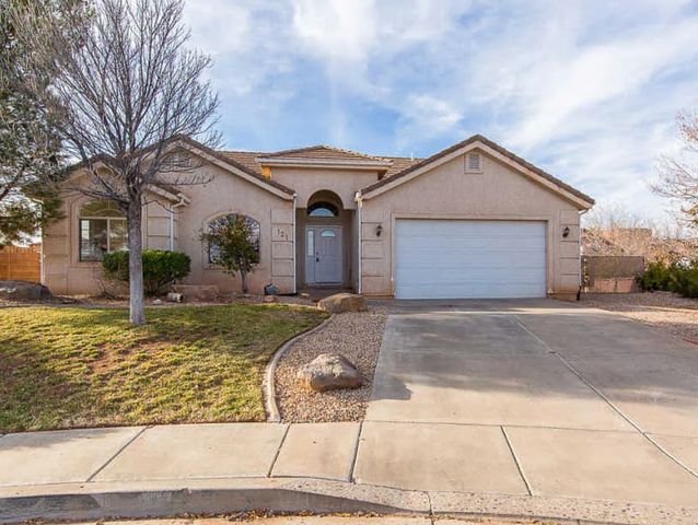 121 E  755 S, Ivins, UT 84738