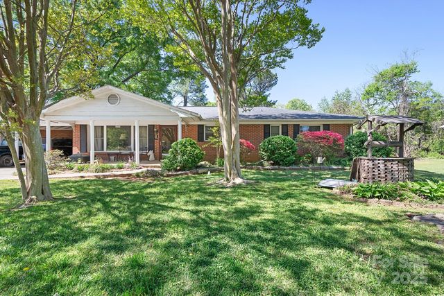 3265 W  Innes St, Salisbury, NC 28144