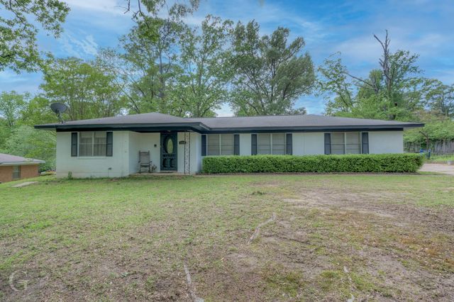 3132 Sandra Dr, Shreveport, LA 71119