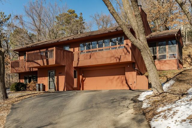 849 Sierra Ln NE, Rochester, MN 55906