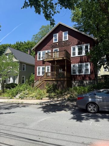 72 Bailey St, Dorchester, MA 02124