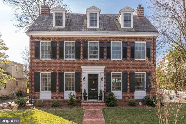 3806 Raymond St, Chevy Chase, MD 20815