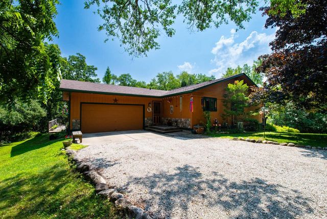 27130 89th STREET, Salem, WI 53168
