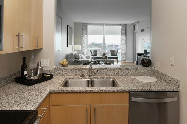 200 W  Washington Square Residential Ter #4101, Philadelphia, PA 19106