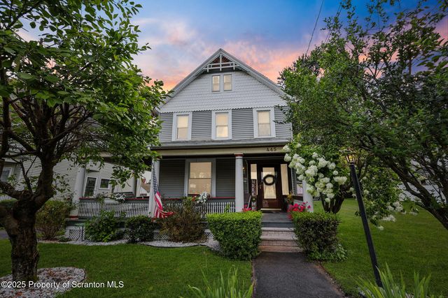 445 Oak St, Scranton, PA 18508
