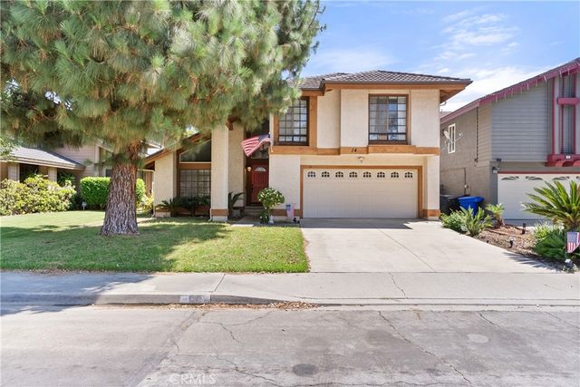 14 Hunter Point Rd, Pomona, CA 91766