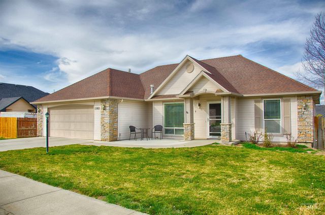 1502 Thorn Creek Ct, Nampa, ID 83686